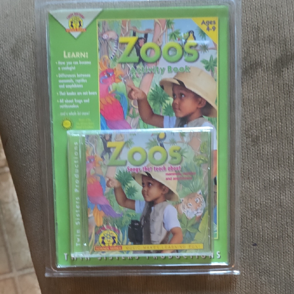 Zoo's Jungle Adventure Activity Set